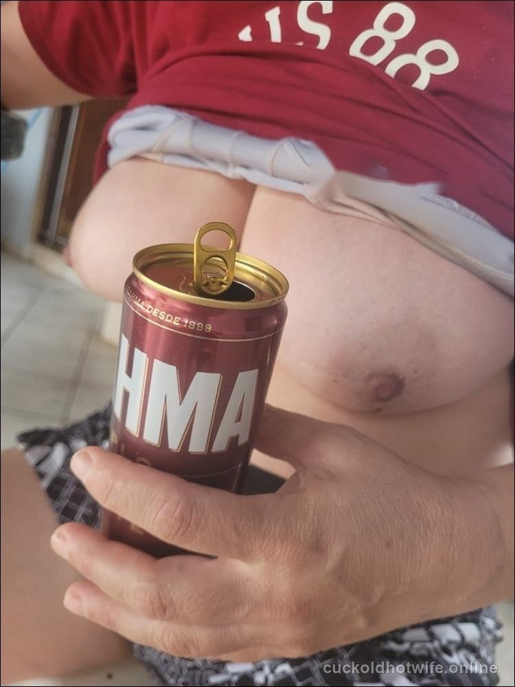 Esposa madura curte se exibir - Foto amadora caseira 3